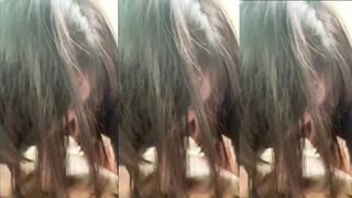 清新短发小女友吃起鸡巴来超淫荡